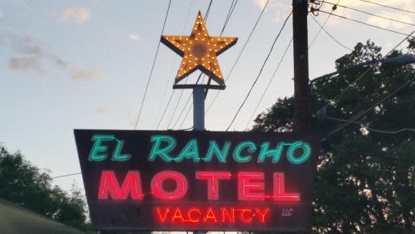 El Rancho Motel image 1