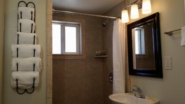 El Rancho Motel image 102