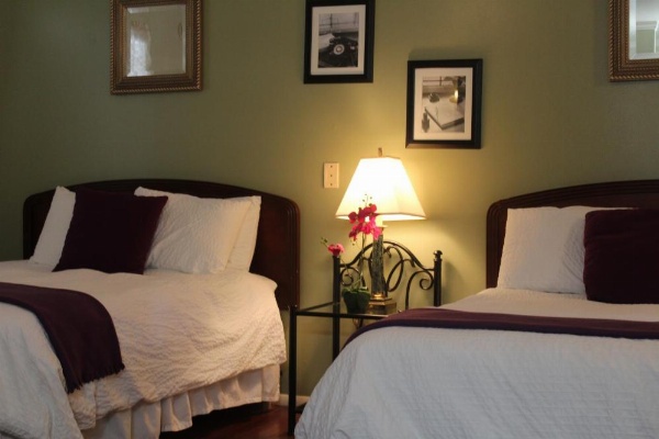 El Rancho Motel image 30