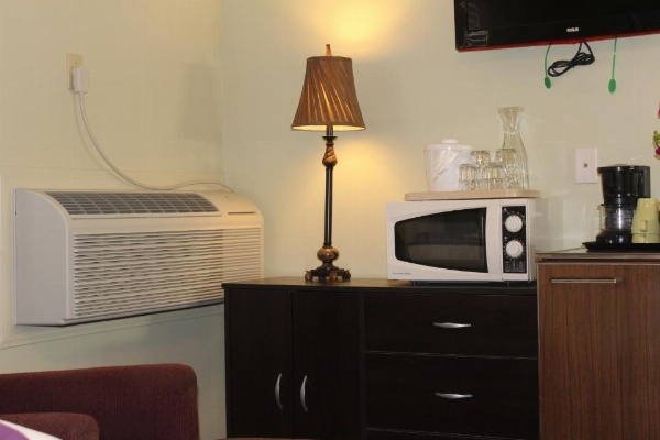 El Rancho Motel image 41