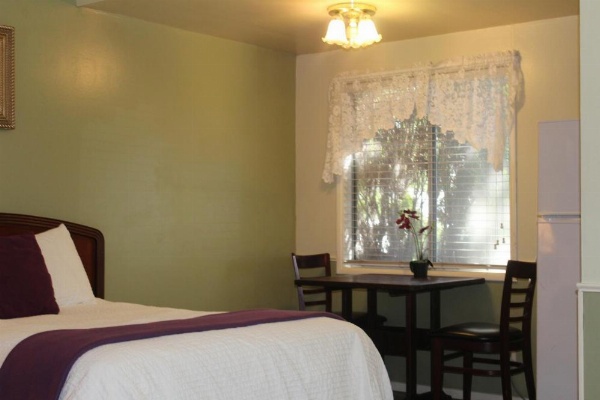 El Rancho Motel image 42