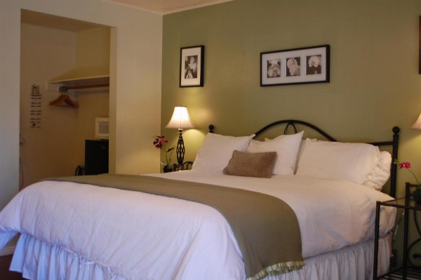 El Rancho Motel image 45