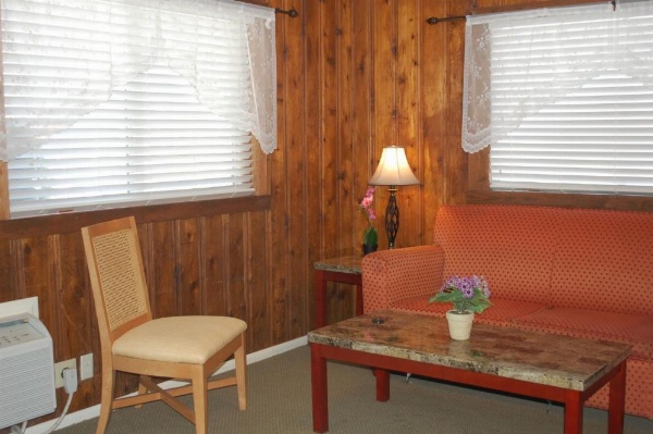 El Rancho Motel image 76