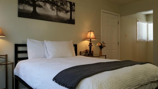 El Rancho Motel image 92